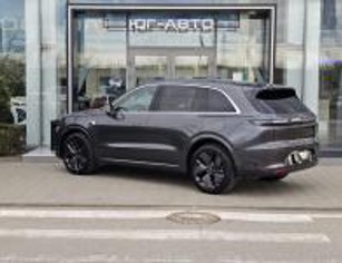 LiXiang (Li Auto) L6