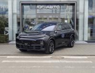 LiXiang (Li Auto) L7