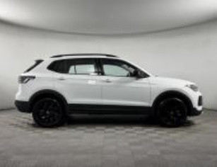 Volkswagen Tharu XR