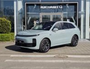 LiXiang (Li Auto) L6